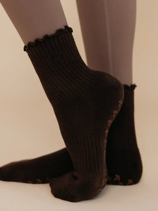 The Daily Grind Grip Sock | Ruffle