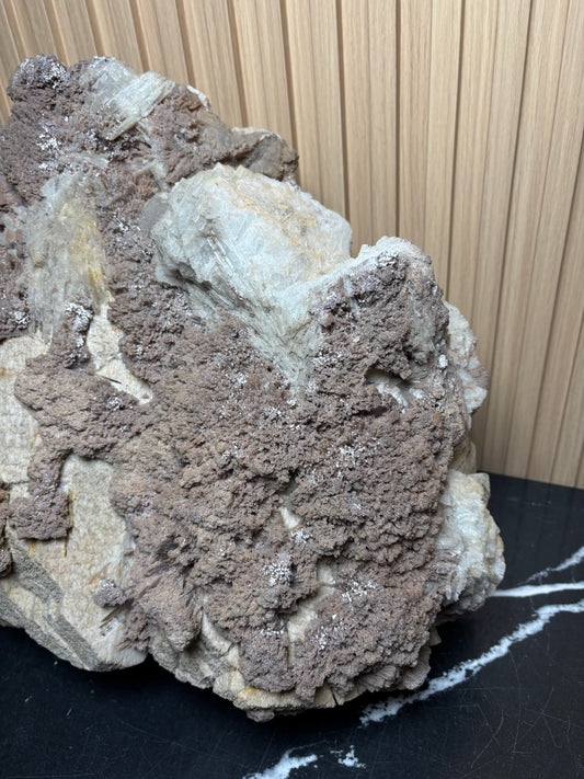 Albite with Mica Inclusions