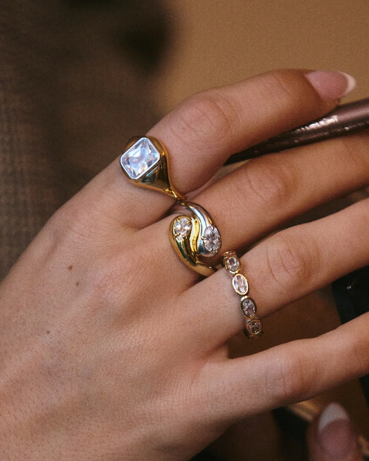 The Palais Eternity Ring