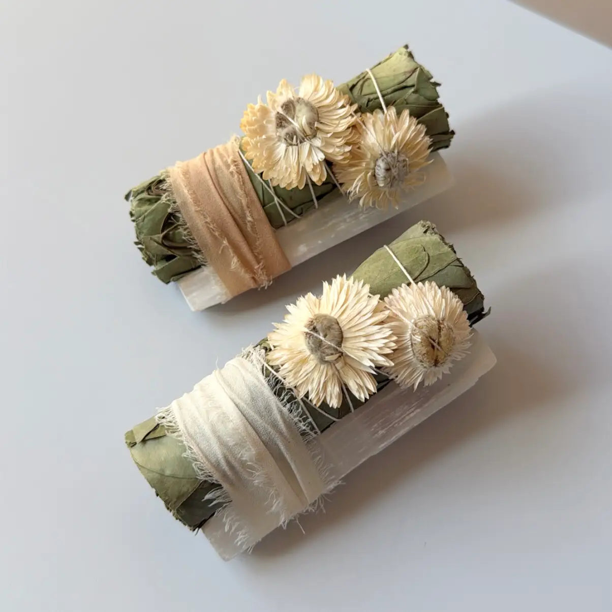 Healing Floral Sage | Eucalyptus + White Selenite