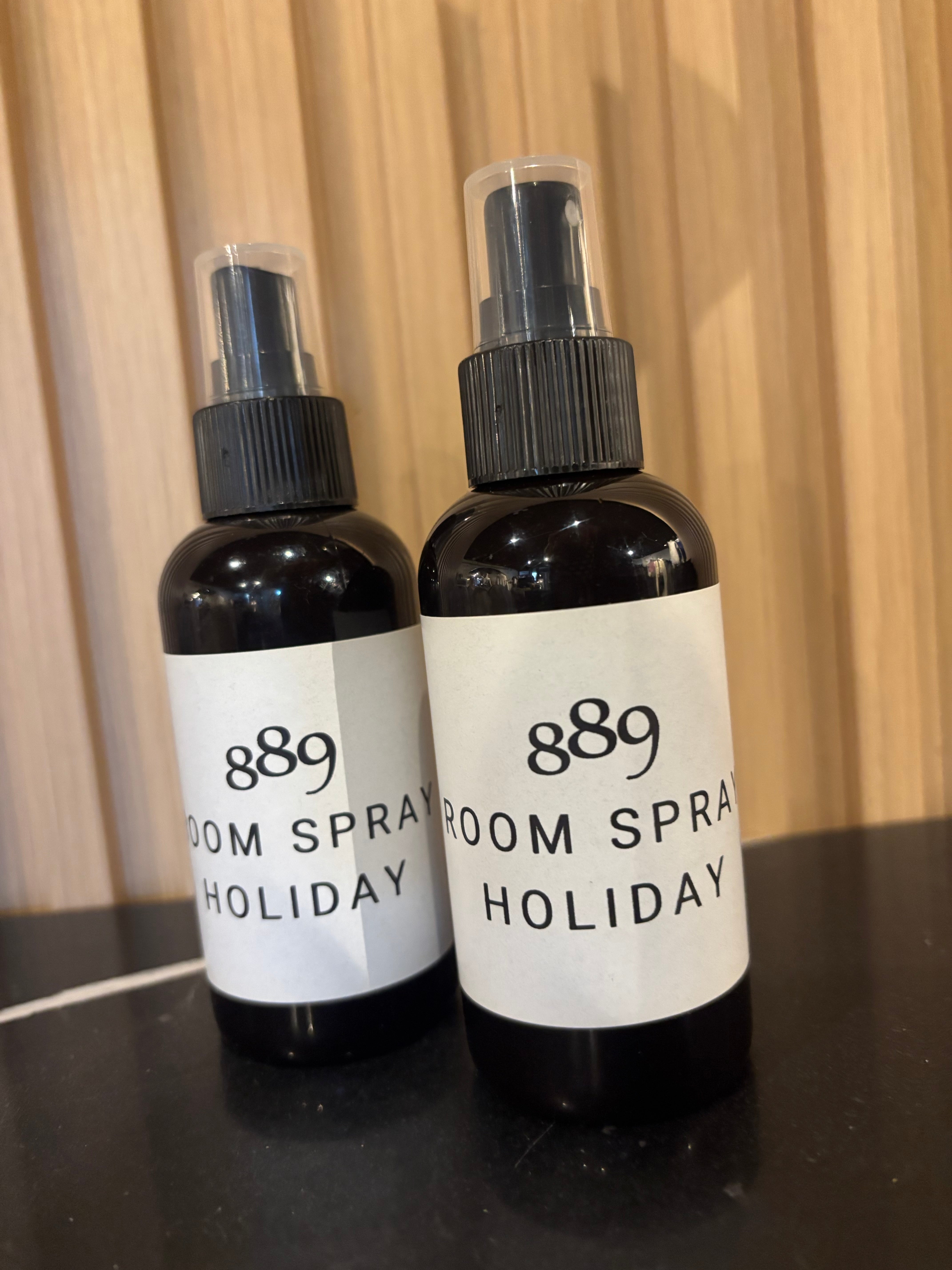 889 Room Spray | Holiday