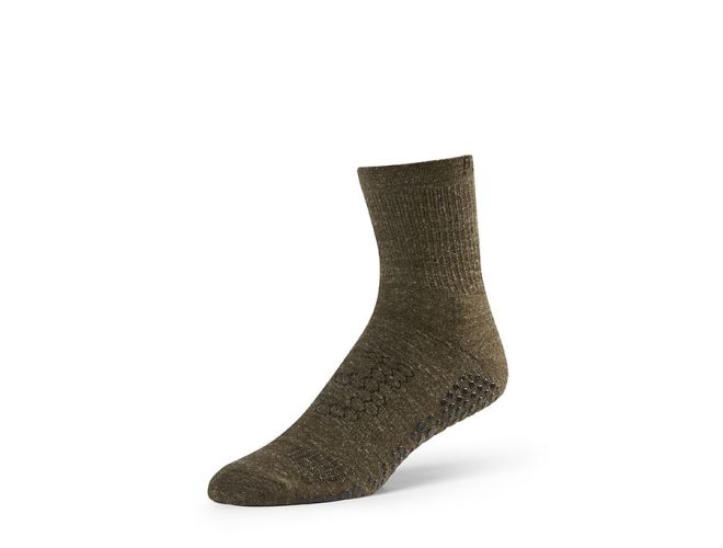 Base Men's Grip Crew Socks