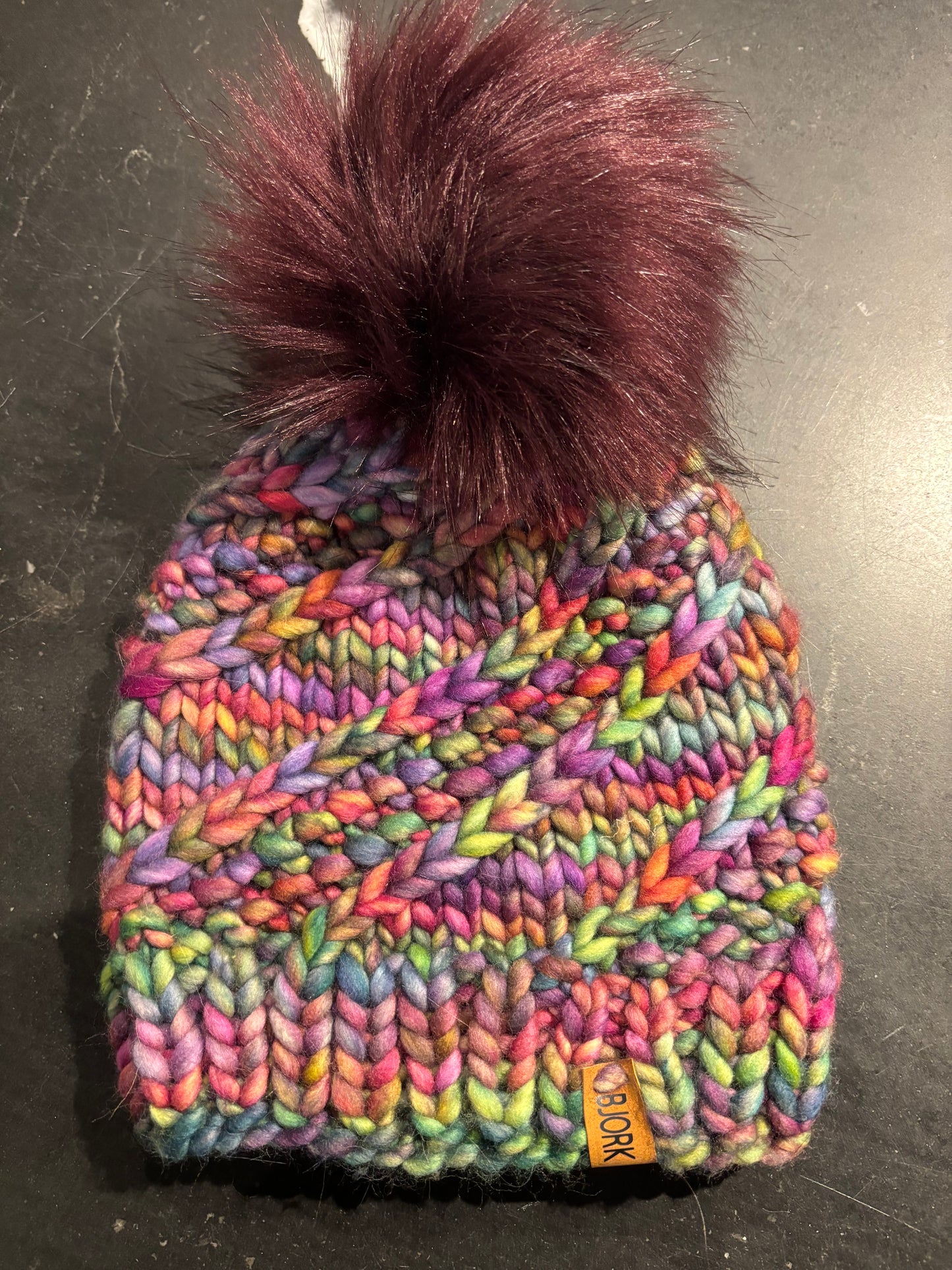 Fura | Hat With Pom Pom