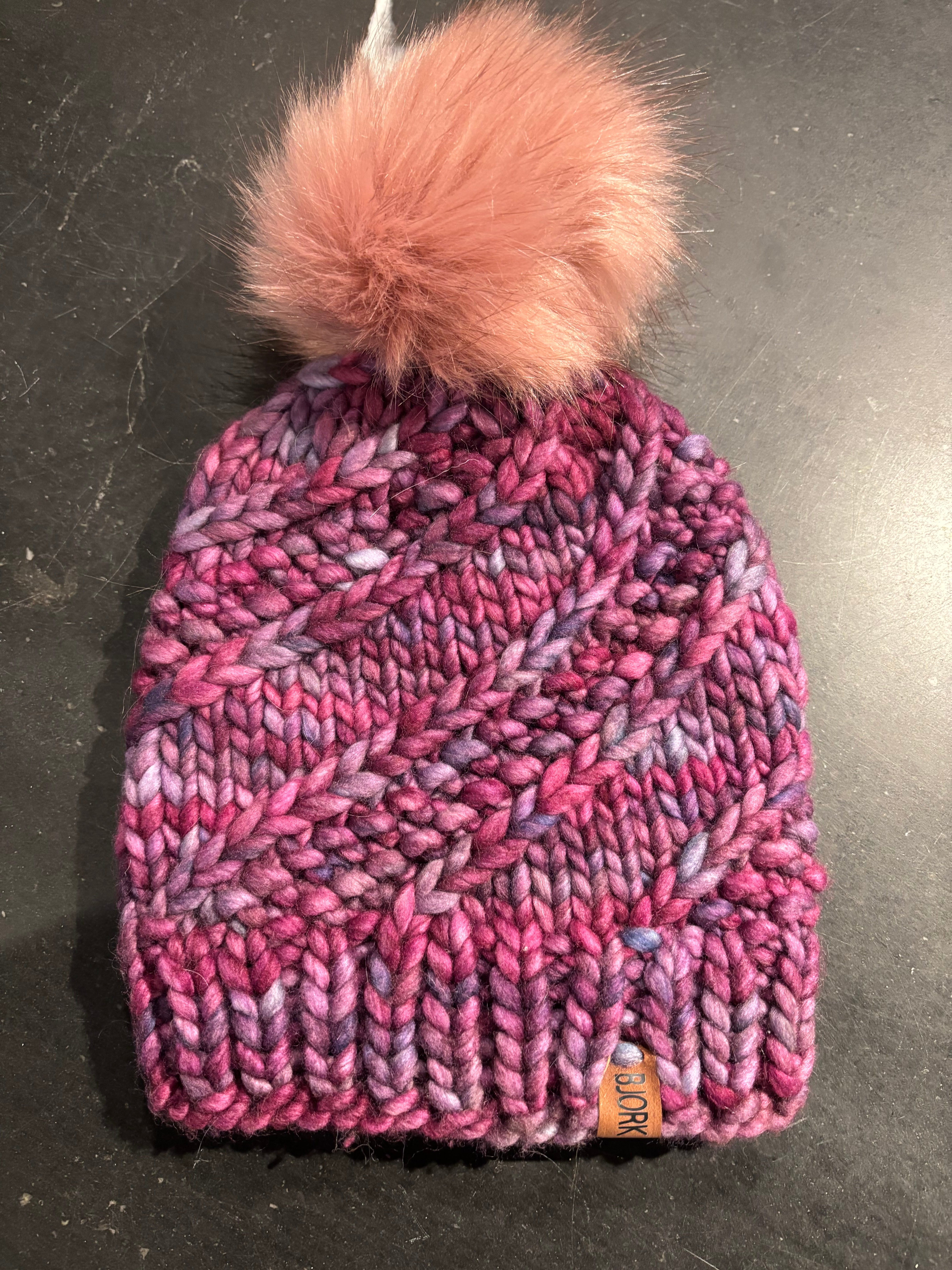 Fura | Hat With Pom Pom