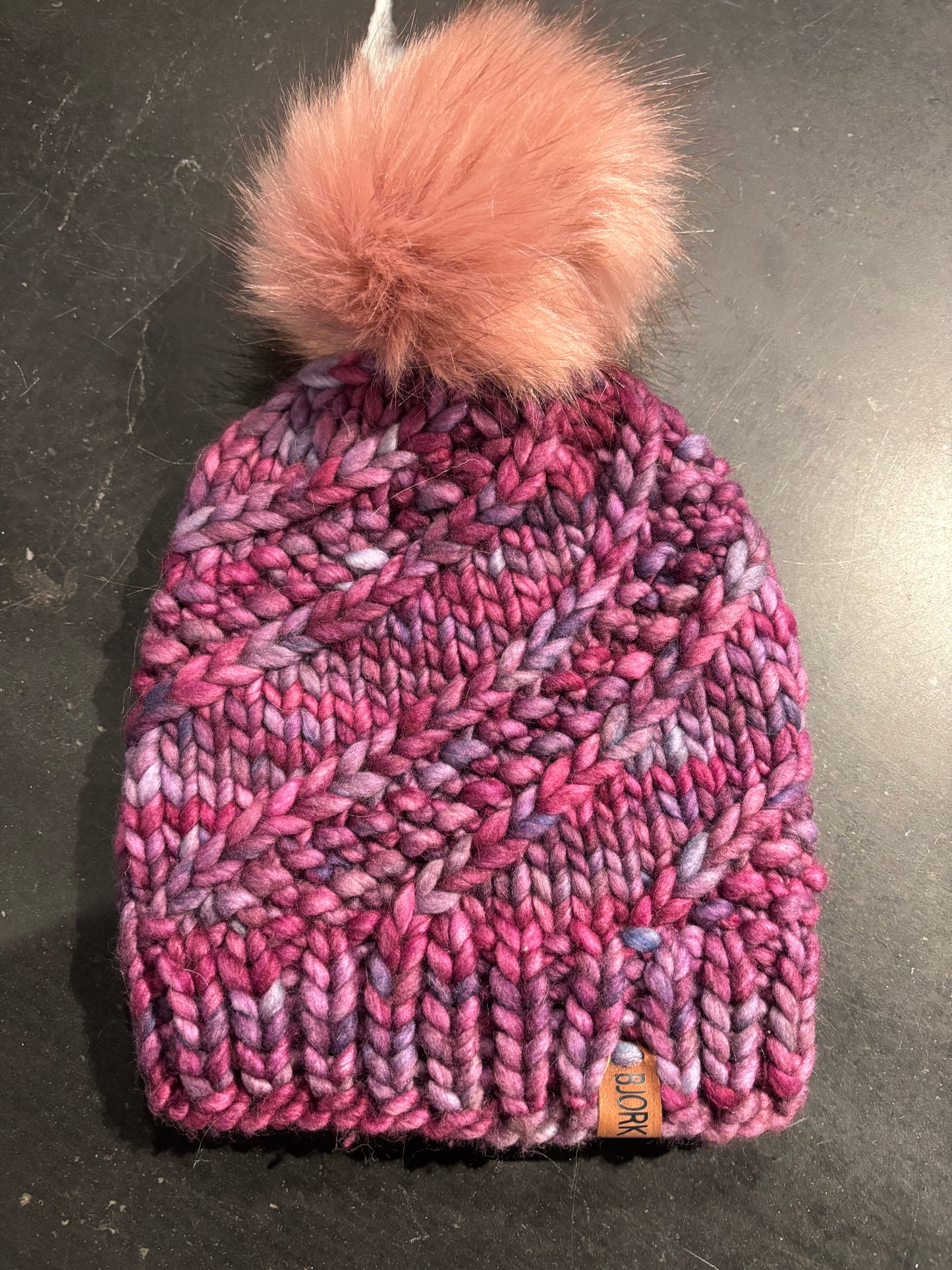 Fura | Hat With Pom Pom