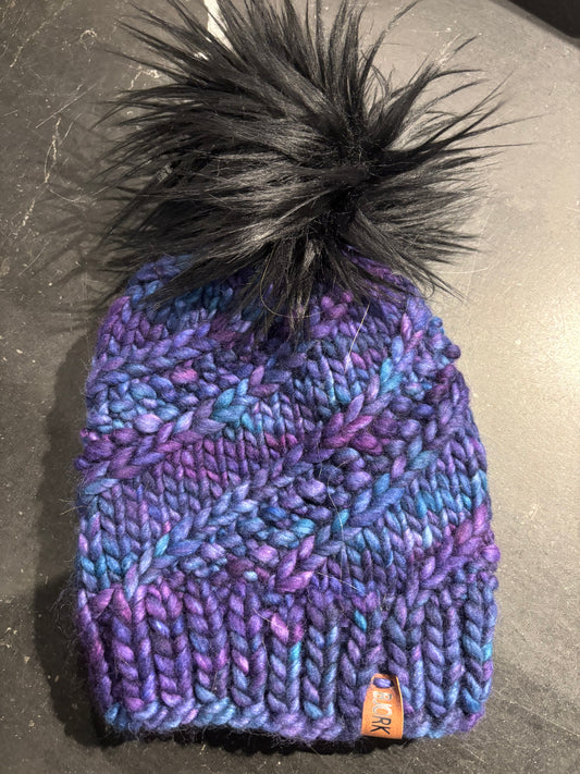 Fura | Hat With Pom Pom
