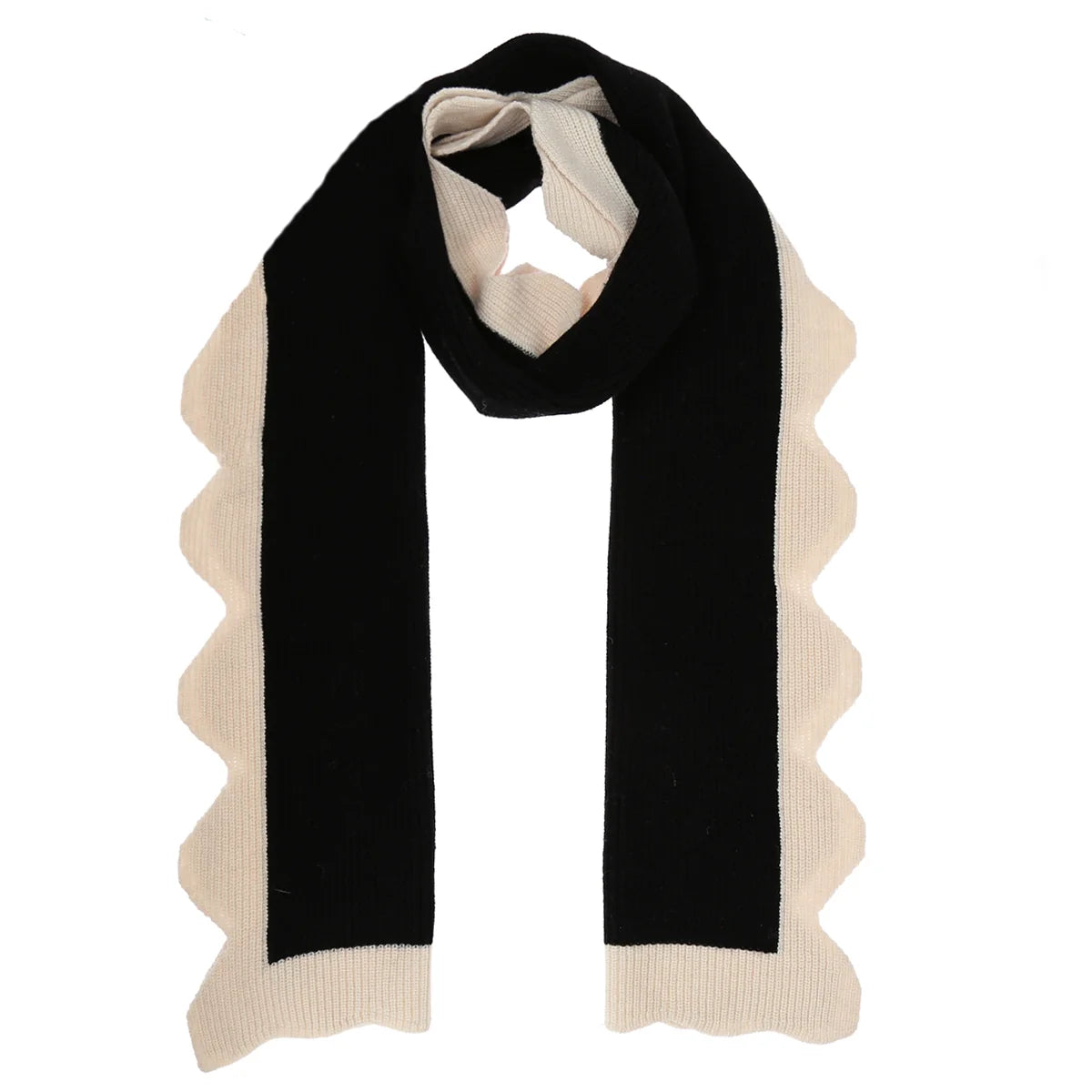 Pillow | Scalloped Scarf