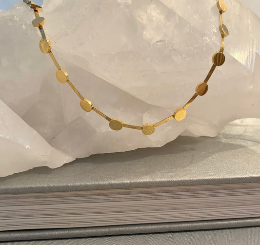 Lori | Chocker Necklace