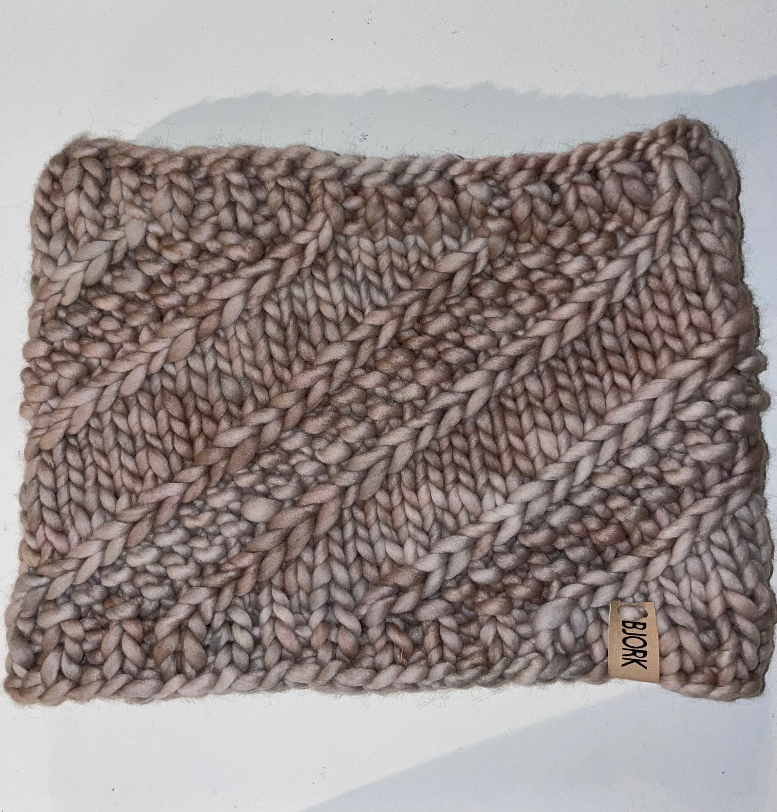Fura | Cowl