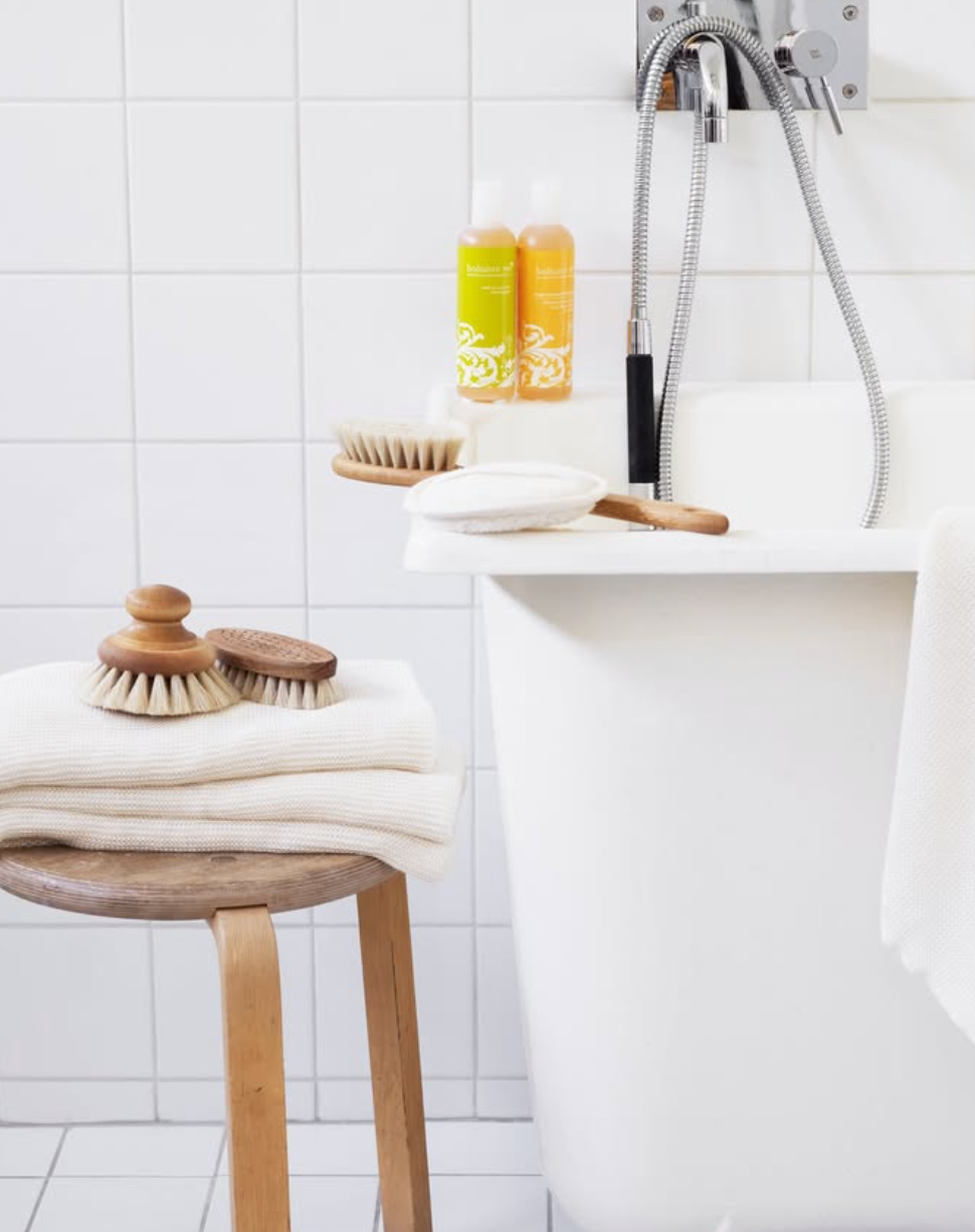 Bath Brush with Knob