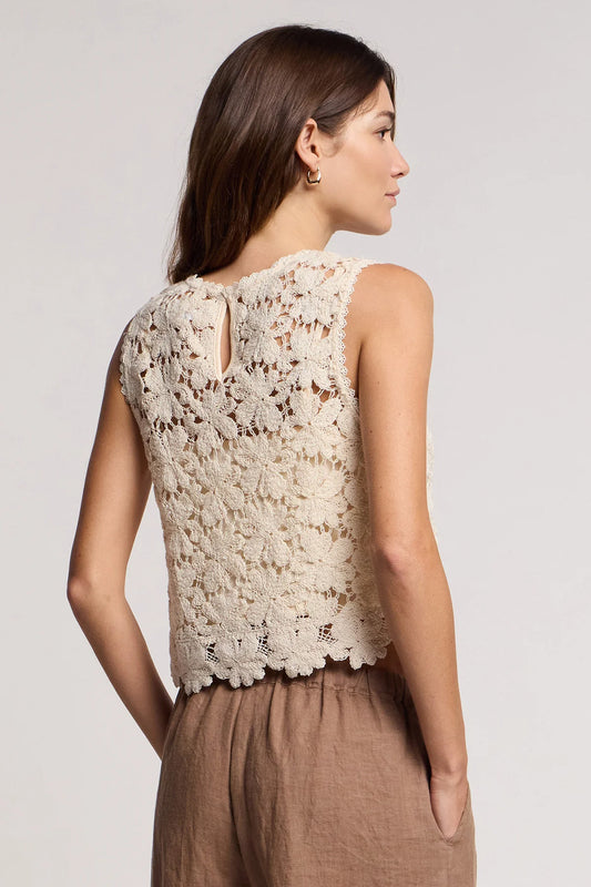 Simona | Crop Lace Top