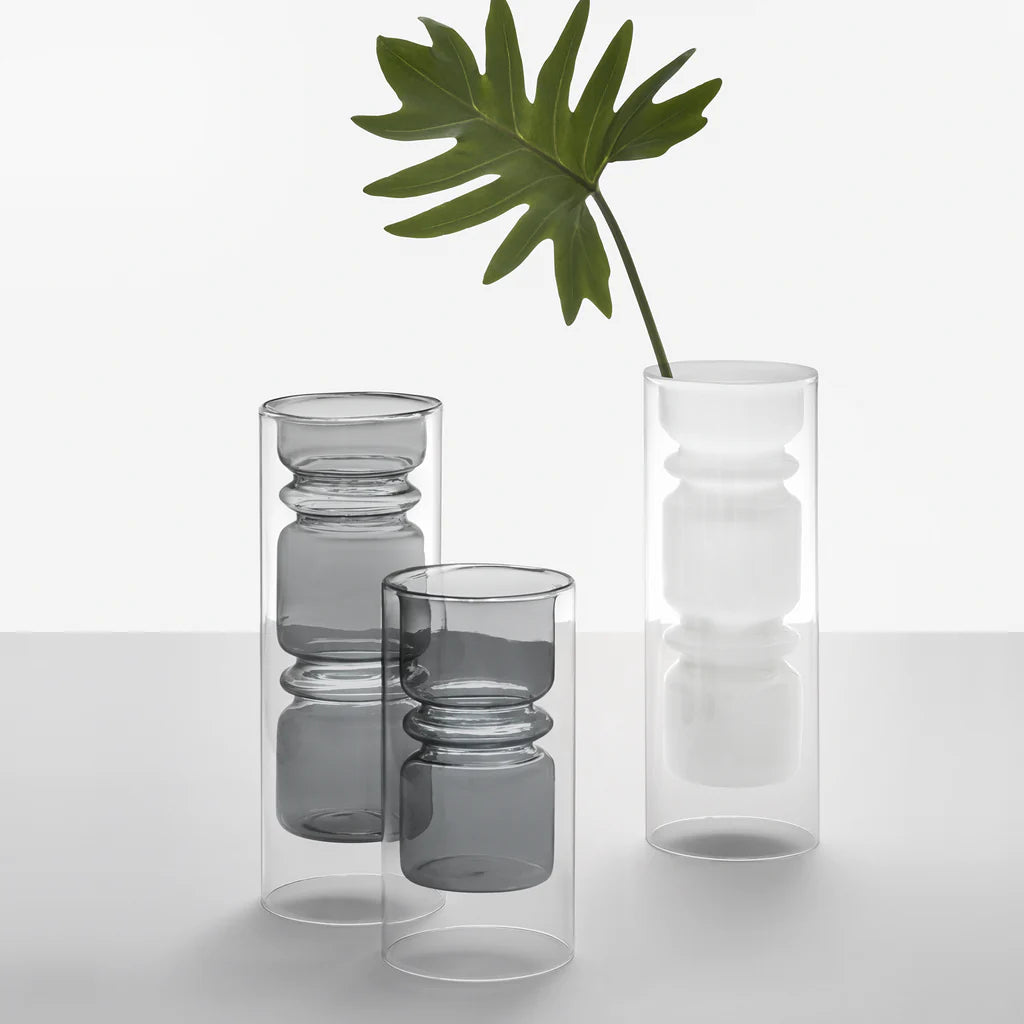 Ichendorf Rings | White Vase