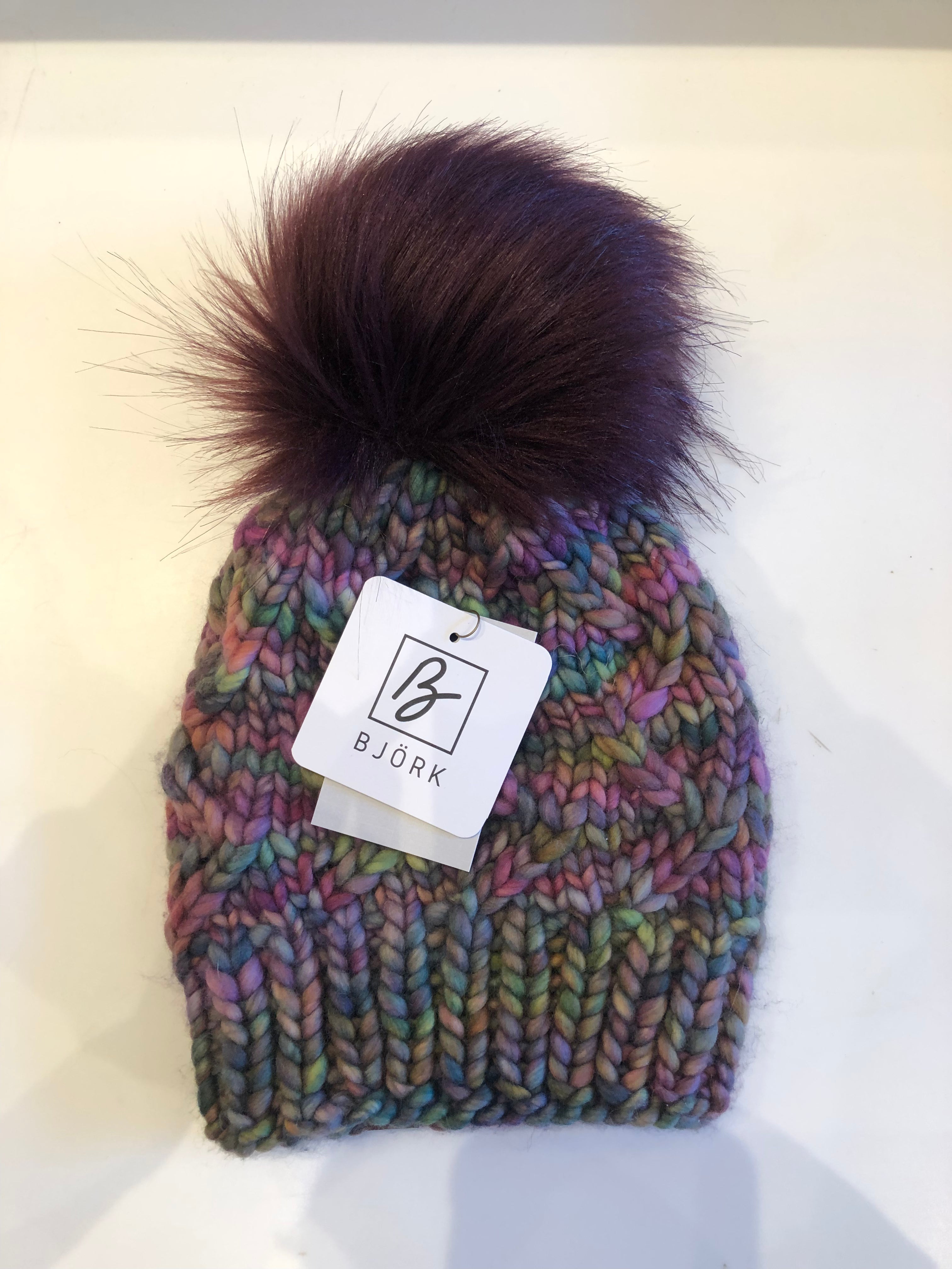 Alda Hat With Pom Pom